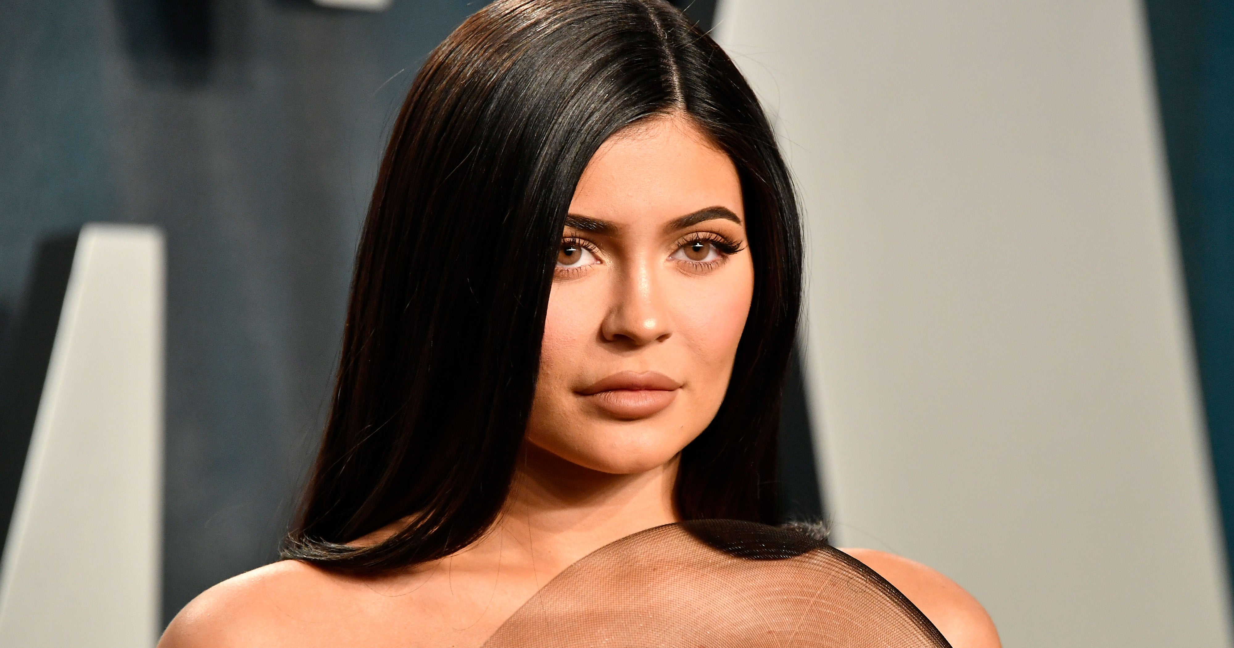 Kylie Jenner Responds To Forbes Billionaire Controversy Kylie Jenner Responds To Forbes Billionaire Controversy