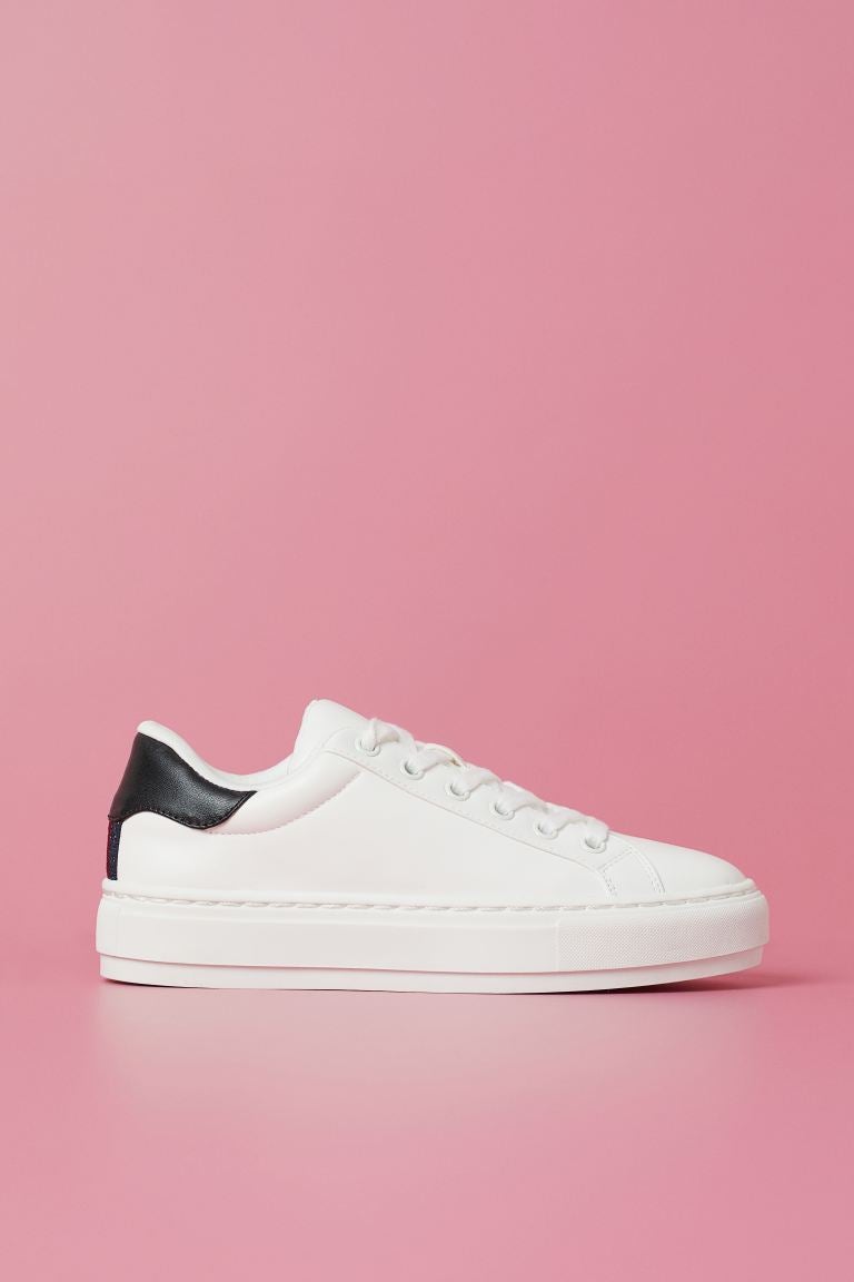 h&m fully fashioned sneakers