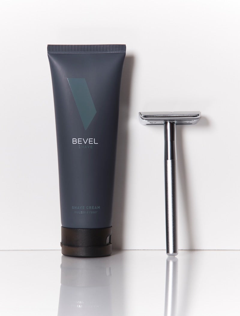 Razor + Shave Cream Bundle