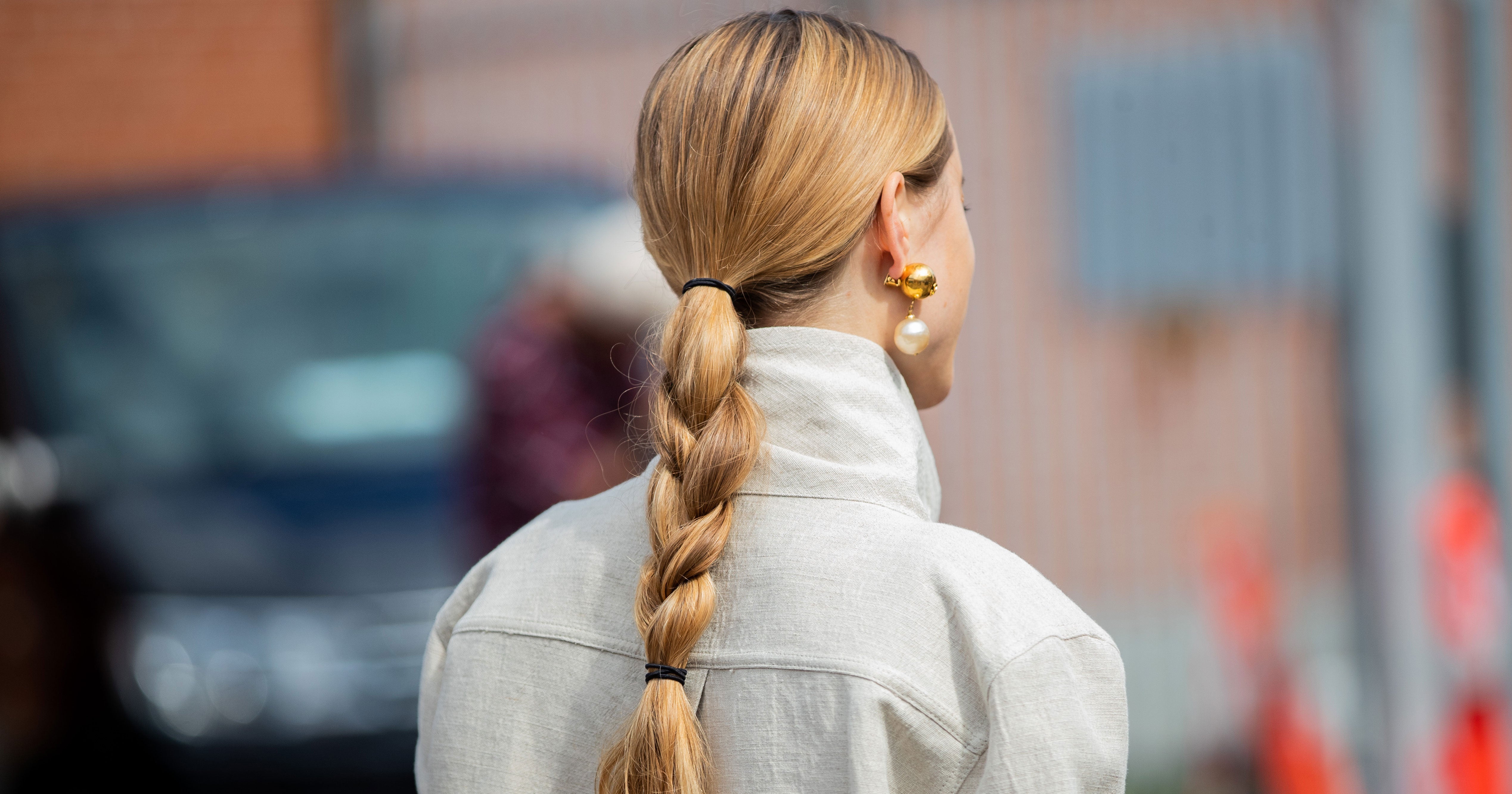 Best Anti-Frizz Serums To Protect Hair From Humidity Best Anti-Frizz Serums To Protect Hair From Humidity