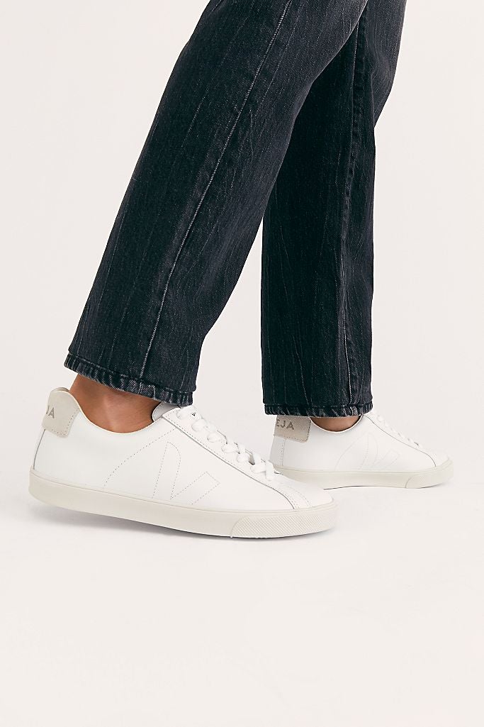 veja esplar on feet