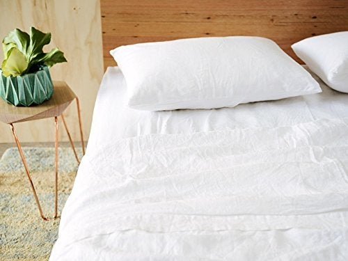 Breeziest Linen Sheets Summer Snoozes,