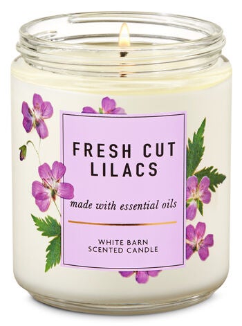 Bath & Body Works Fresh Cut Lilacs Single Wick Candle 4 oz Lot 2 RETIRED SIZE 
