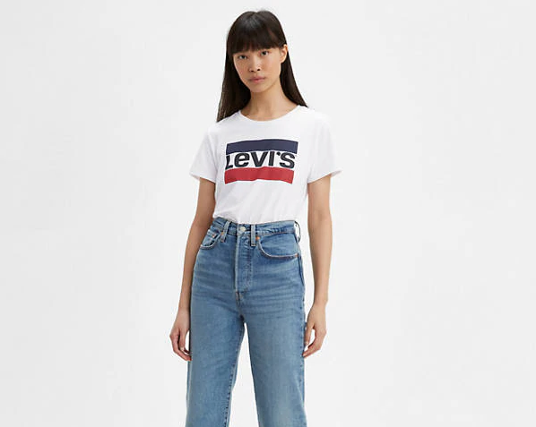 Levi’s + Sportswear Logo Graphic Tee Shirt