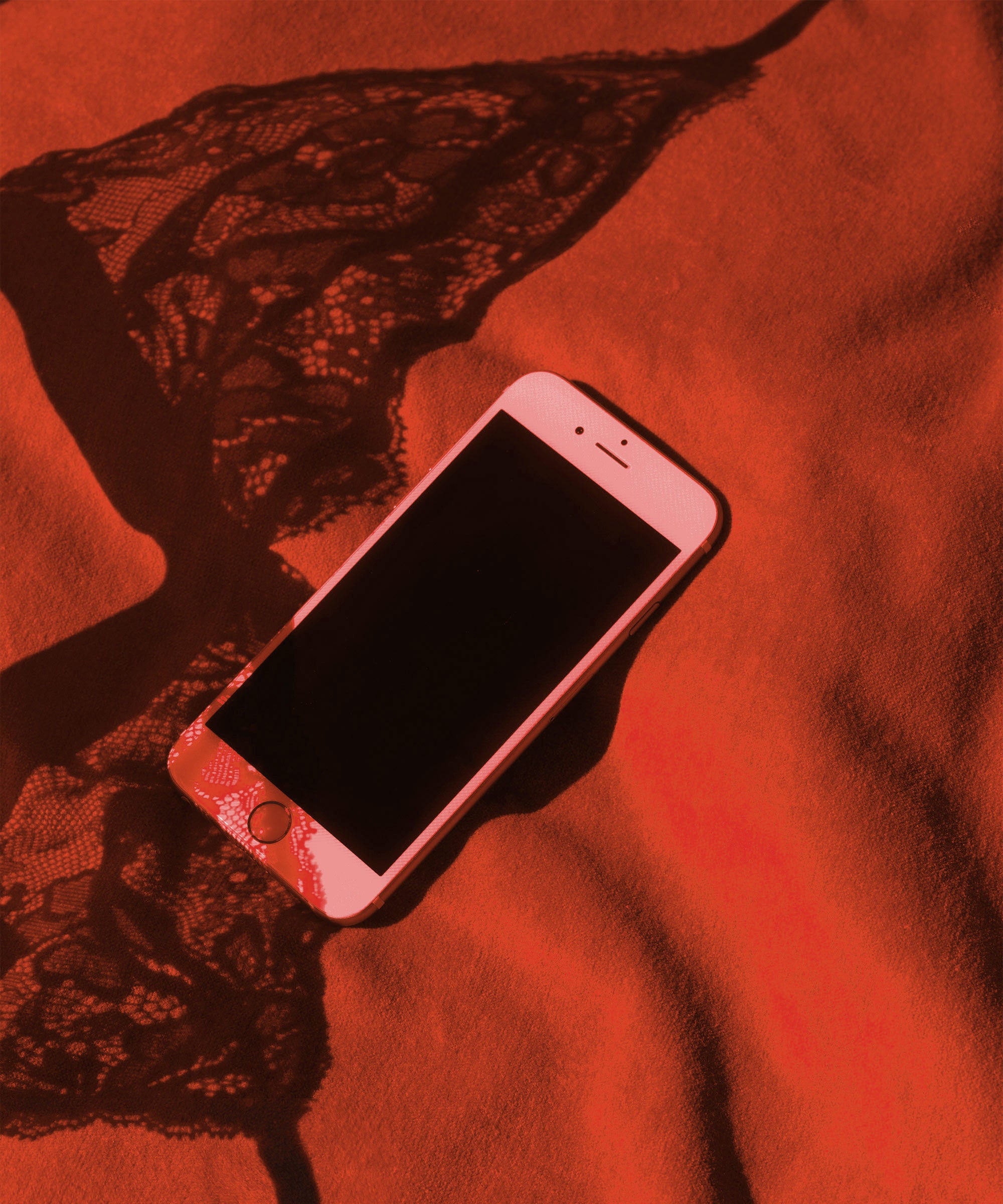 Threatening To Share Sexual Images Ruins Lives. It’s Time To Make It A Crime