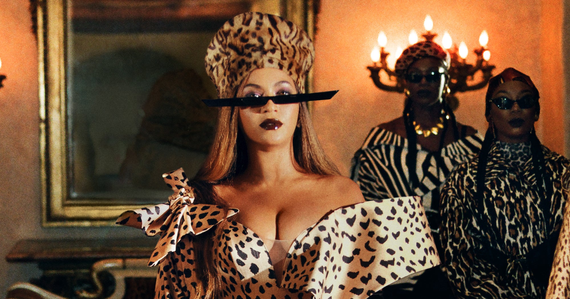 Beyoncé rocks massive sunglasses and PJs and still looks fabulous