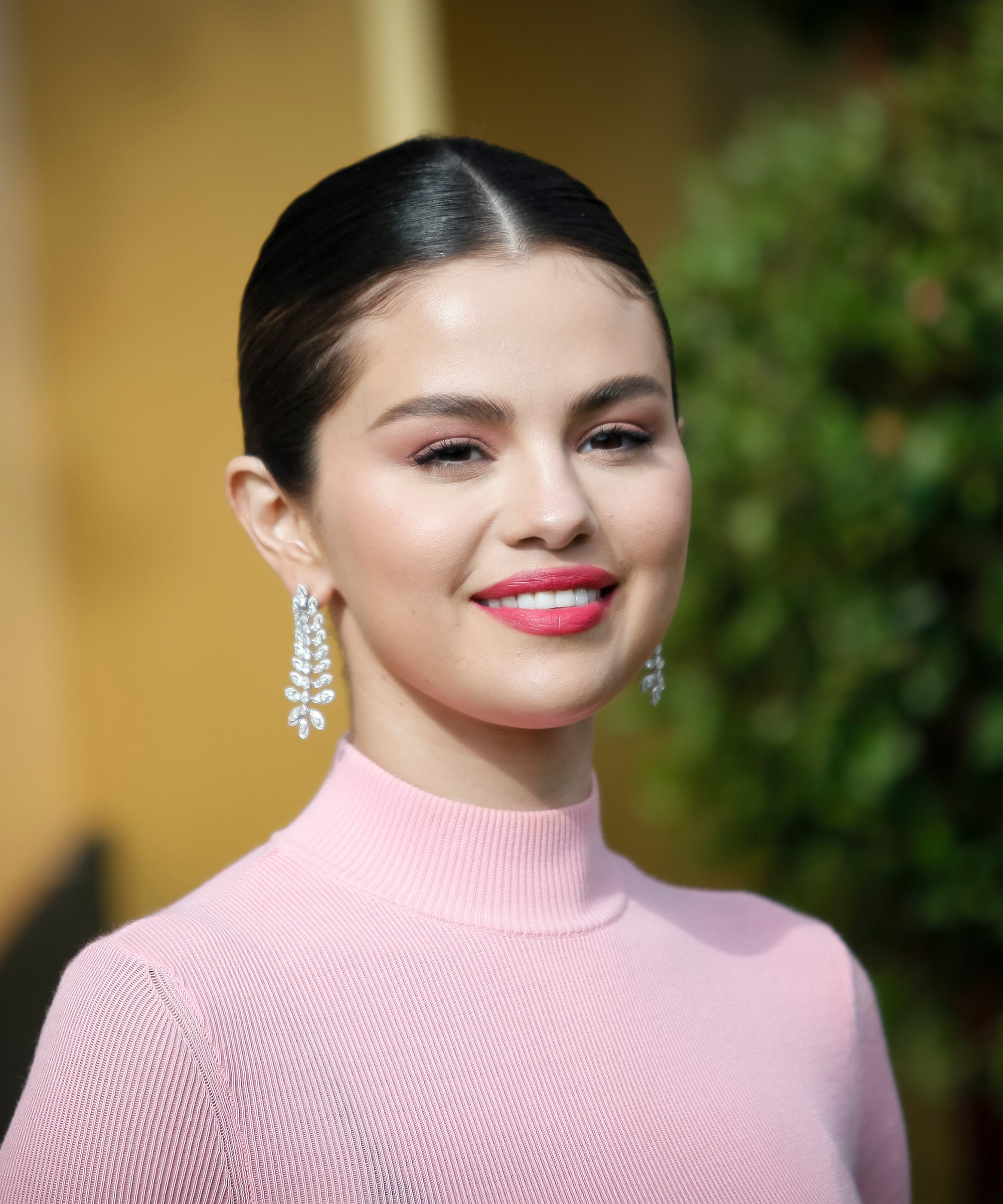 Selena Gomez's Rare Beauty Launches at Sephora - sarafinasaid