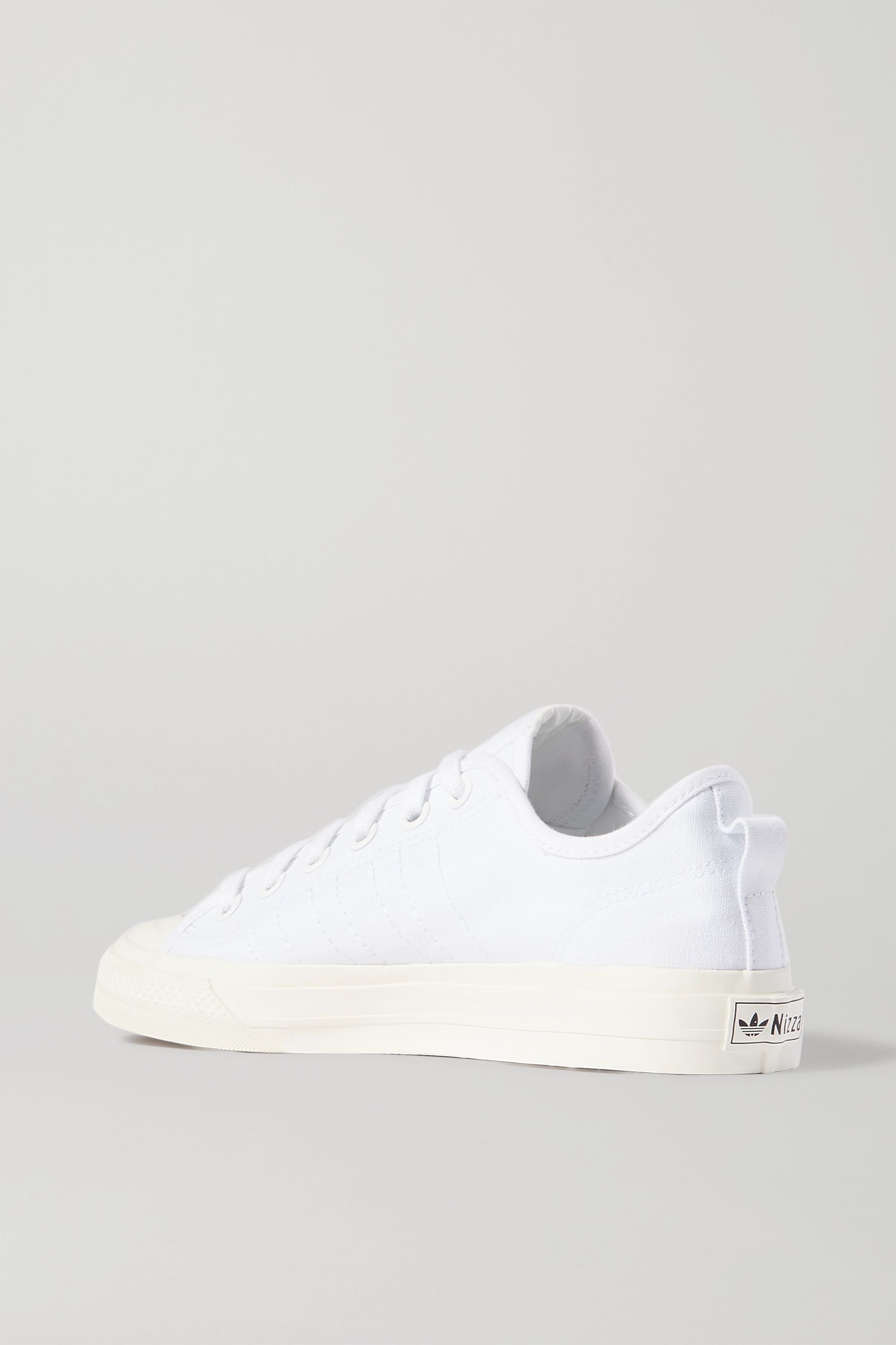 adidas originals nizza rf trainers in white canvas