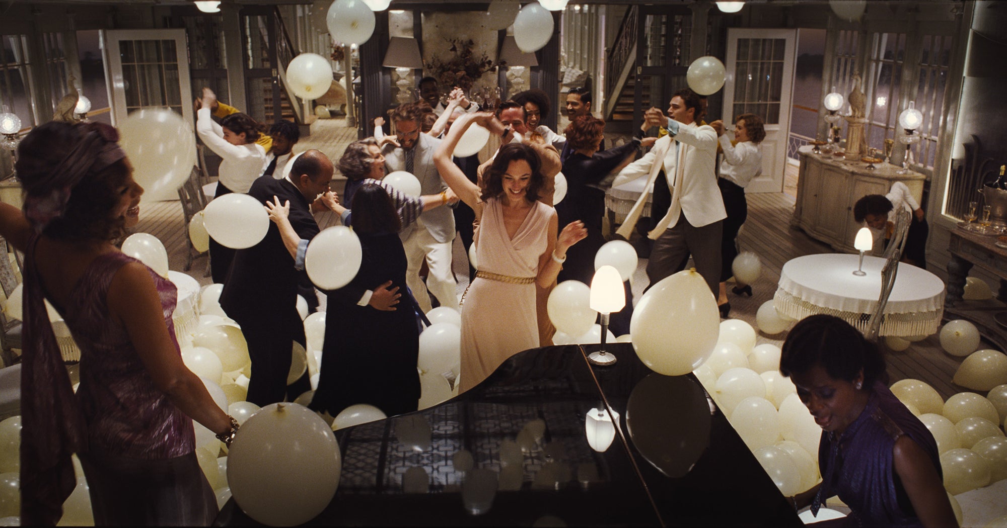Death On The Nile Trailer Has A-List Cast