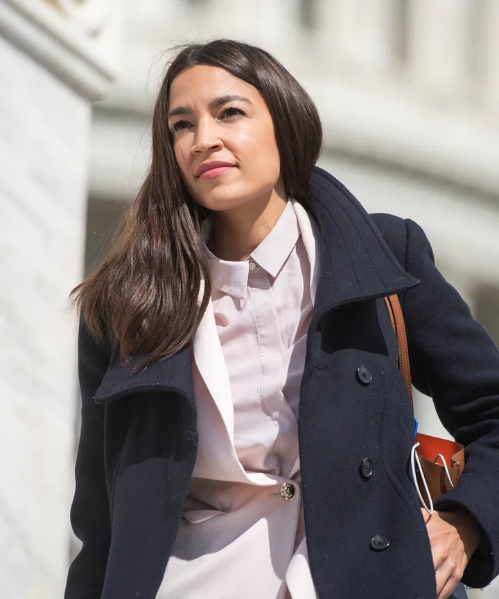 Alexandria Ocasio Cortez S Bathroom In Vogue Video